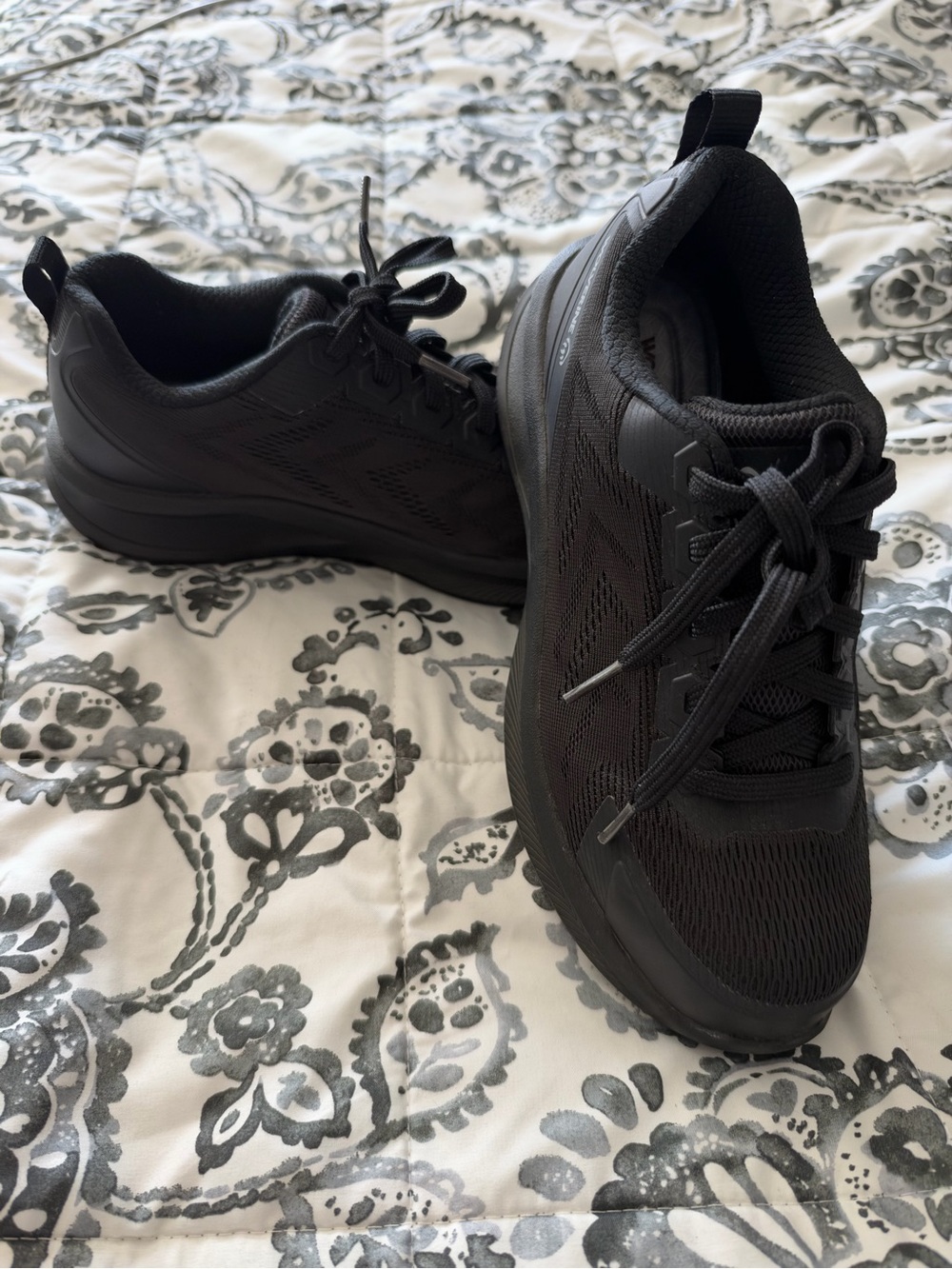 Wolverine women’s work shoes steel toe size 8m Dura Shocks